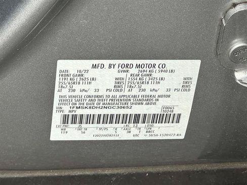 Used 2022 Ford Explorer XLT w/ Equipment Group 202A AWD/4WD image 34