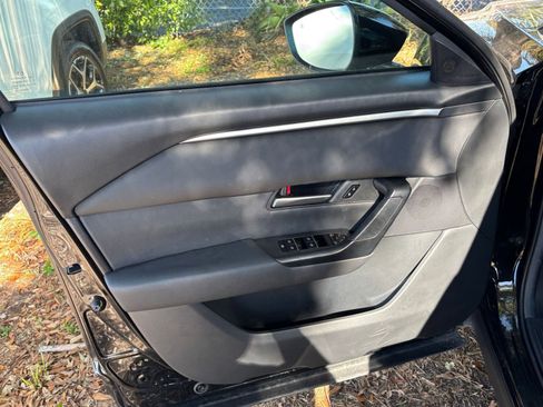 Used 2025 MAZDA CX-50 AWD 2.5 S w/ Select Package image 18