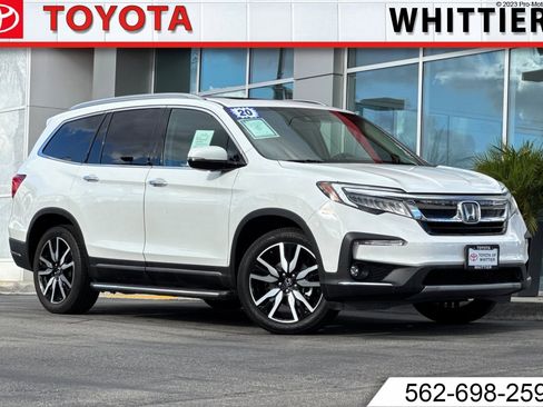 Used 2020 Honda Pilot Touring image 1