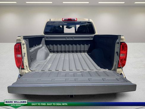 Used 2022 Chevrolet Colorado ZR2 AWD/4WD image 15