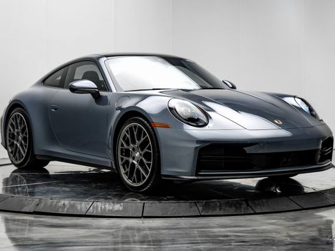 Used 2025 Porsche 911 Carrera image 26