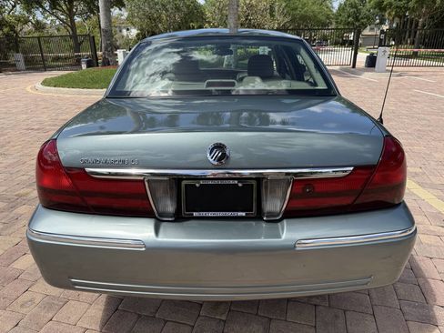 Used 2005 Mercury Grand Marquis LS image 9