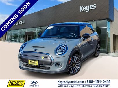 Used 2021 MINI Cooper SE w/ 8.8" Touchscreen Nav Package
