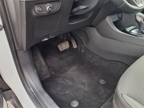 Used 2025 Buick Encore GX Preferred image 46