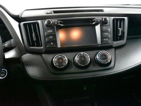 Used 2017 Toyota RAV4 LE image 23