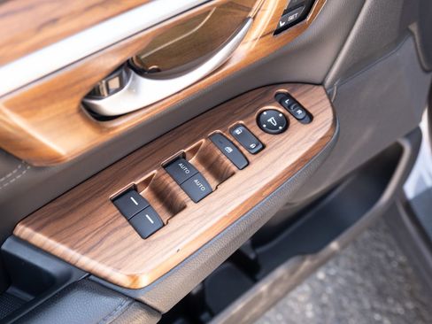 Used 2021 Honda CR-V EX-L image 14