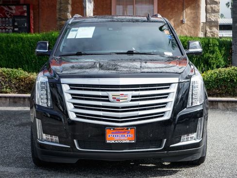 Used 2016 Cadillac Escalade ESV Platinum AWD/4WD image 3