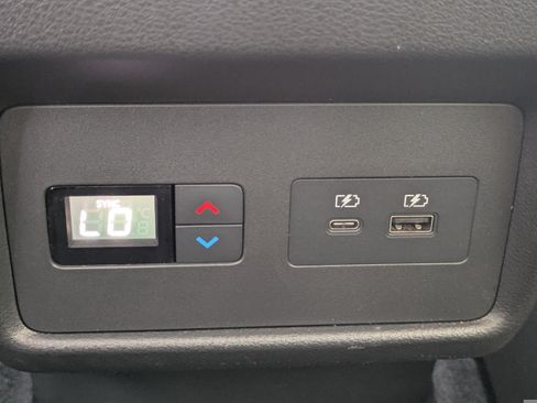 Certified 2023 Nissan Rogue SL w/ SL Premium Package FWD image 16