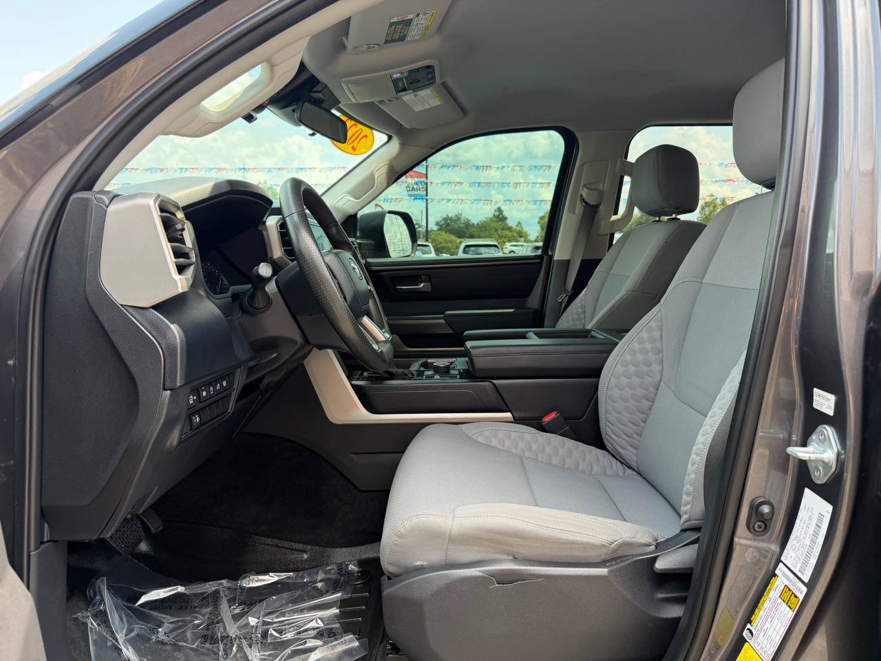 Used 2022 Toyota Tundra SR5 AWD/4WD image 14