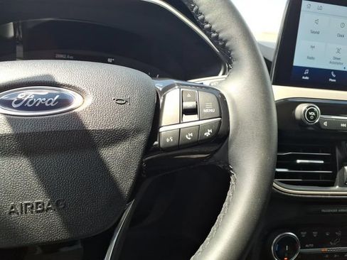 Certified 2022 Ford Escape SE w/ Convenience Package AWD/4WD image 15