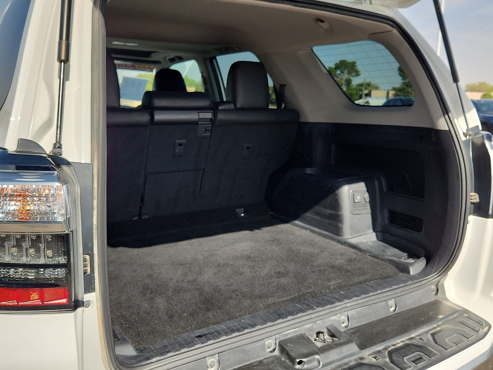 Used 2021 Toyota 4Runner TRD Off-Road Premium w/ Moonroof Package AWD/4WD image 9