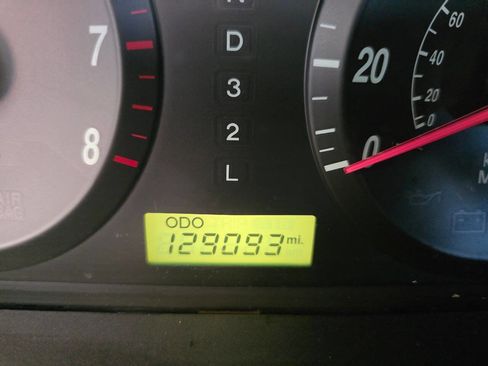 Used 2005 Hyundai Elantra GLS image 27