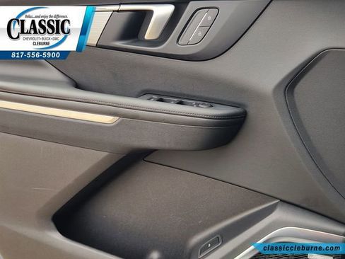 Used 2025 Buick Enclave Preferred FWD image 24
