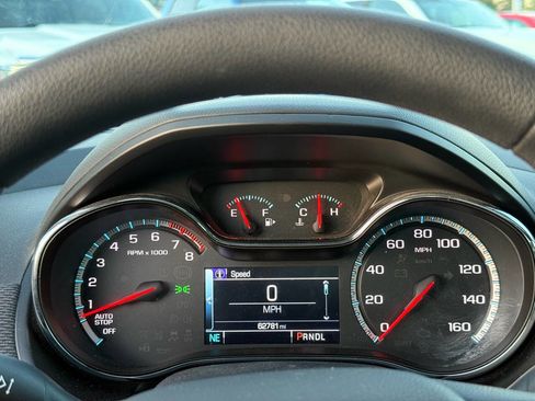 Used 2018 Chevrolet Cruze LT w/ Sun And Sound Package FWD image 15