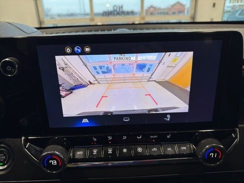 Used 2025 Chevrolet Colorado Trail Boss image 3