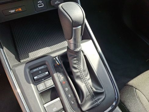 Used 2024 Honda CR-V LX image 15