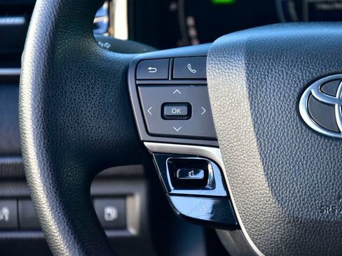 Certified 2025 Toyota Camry LE image 18