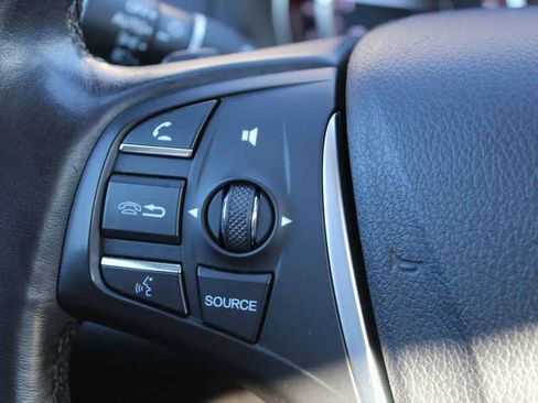 Used 2020 Acura TLX image 18