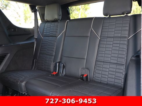 Used 2023 Cadillac Escalade Sport Platinum AWD/4WD image 17