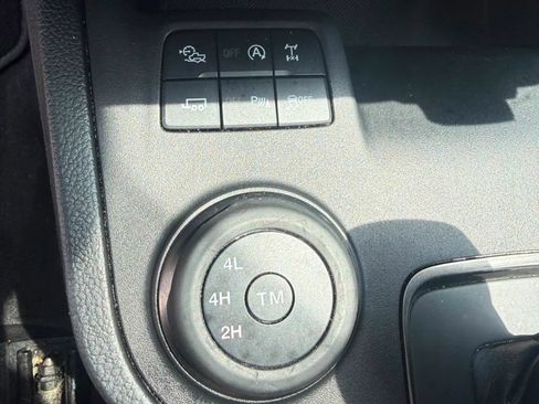 Used 2019 Ford Ranger Lariat w/ Equipment Group 501A Mid AWD/4WD image 19
