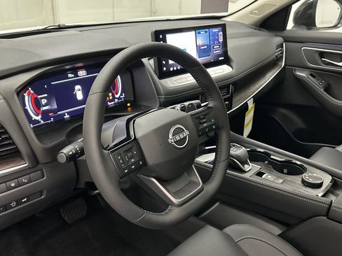 New 2026 Nissan Rogue Platinum AWD/4WD image 21