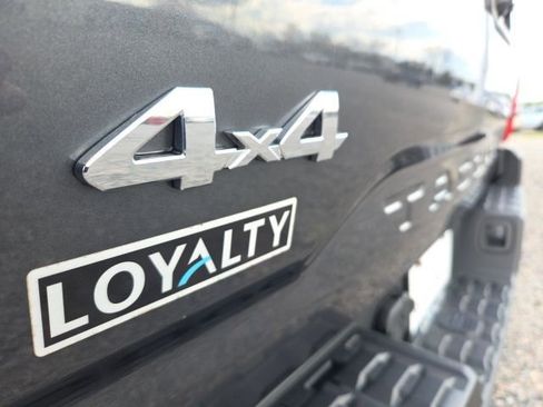 Used 2023 Toyota Tacoma SR image 18