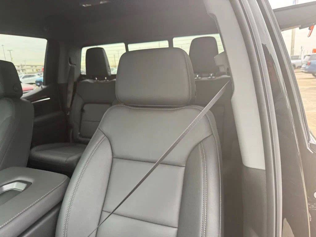 Used 2026 Chevrolet Silverado 1500 LT w/ Texas Edition Plus RWD image 22