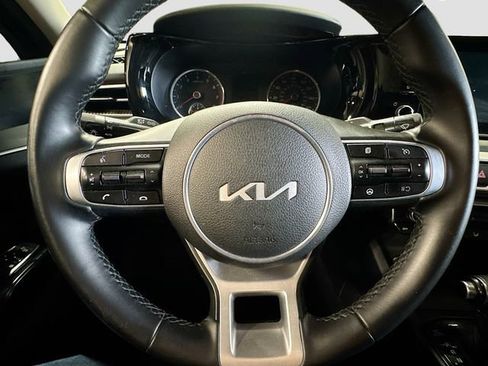 Used 2022 Kia K5 LXS AWD/4WD image 11