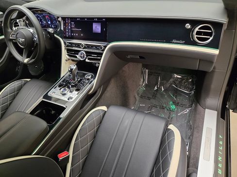 Certified 2024 Bentley Flying Spur W12 AWD/4WD image 4