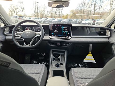 New 2026 Volkswagen Tiguan S AWD/4WD image 17
