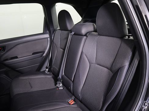 Used 2025 Subaru Forester Premium AWD/4WD image 30