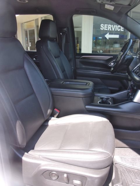 Used 2021 Chevrolet Tahoe Z71 w/ Luxury Package AWD/4WD image 38