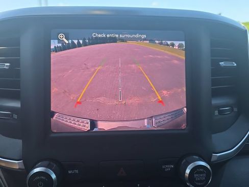 Used 2019 RAM 1500 Big Horn AWD/4WD image 24
