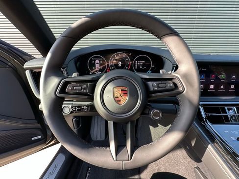 Used 2026 Porsche Panamera image 15