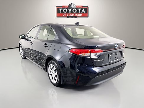 Certified 2024 Toyota Corolla LE AWD/4WD image 5
