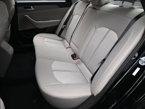 Used 2016 Hyundai Sonata SE FWD image 25