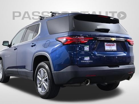 Used 2023 Chevrolet Traverse LT FWD image 5