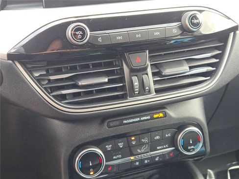 Used 2022 Ford Escape SEL image 31