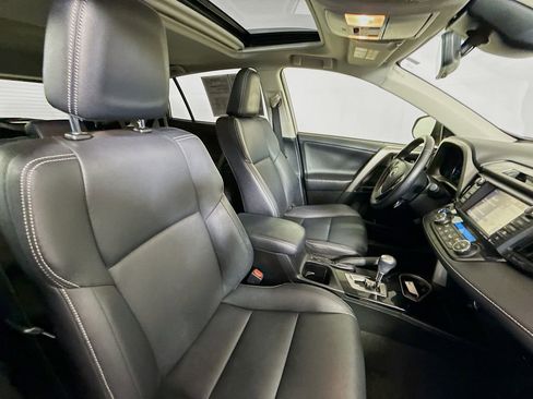 Used 2017 Toyota RAV4 Limited w/ Advanced Technology Package image 26