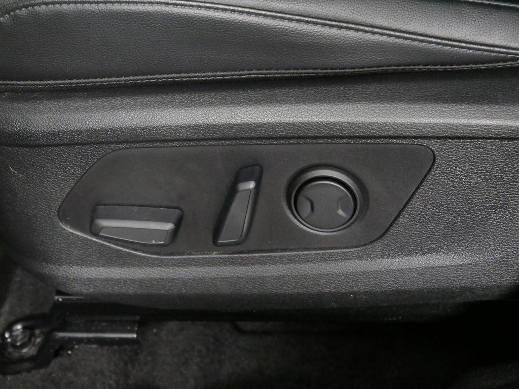 Used 2025 Kia Sportage EX AWD/4WD image 24