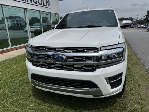 Used 2024 Ford Expedition Max Platinum image 4