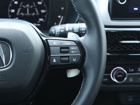 Certified 2025 Acura ADX Base image 23