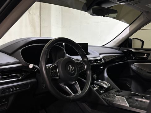 Used 2024 Acura MDX SH-AWD w/ Technology Package image 12