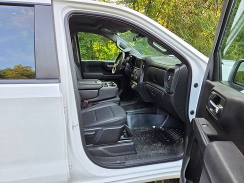 Used 2023 Chevrolet Silverado 1500 W/T w/ WT Value Package AWD/4WD image 21