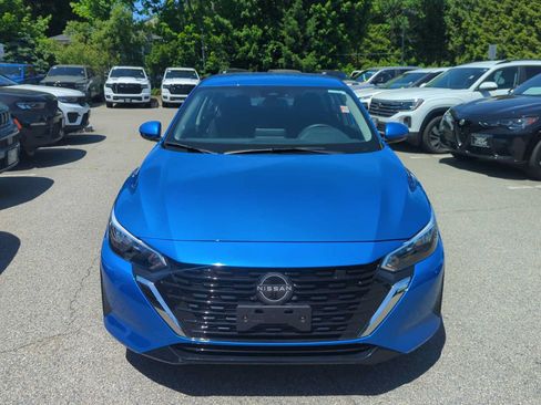 Used 2025 Nissan Sentra SV w/ All-Weather Package FWD image 9
