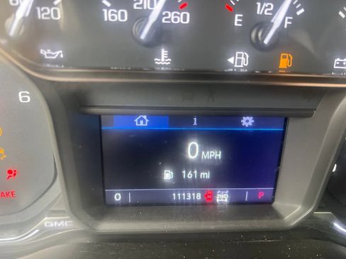 Used 2021 GMC Sierra 2500 SLE w/ SLE Value Package; AWD/4WD image 3