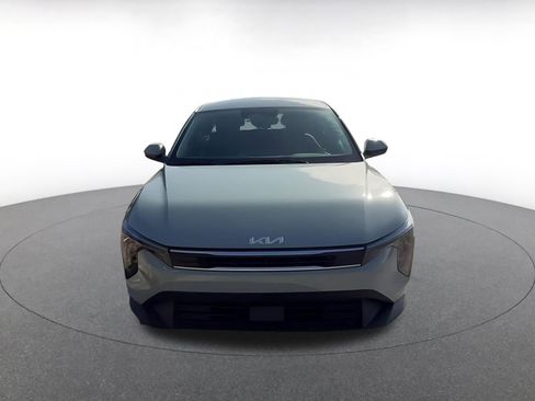 Used 2025 Kia K4 FWD image 4