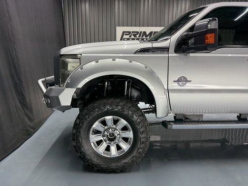 Used 2015 Ford F250 Lariat w/ Lariat Ultimate Package AWD/4WD image 8