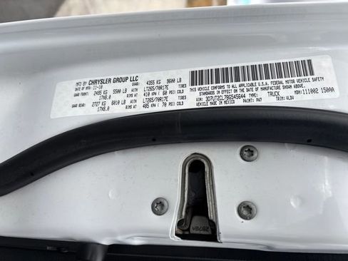 Used 2011 RAM 2500 Laramie w/ Cold Weather Group image 31