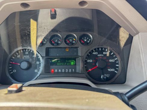 Used 2010 Ford F250 Lariat AWD/4WD image 10